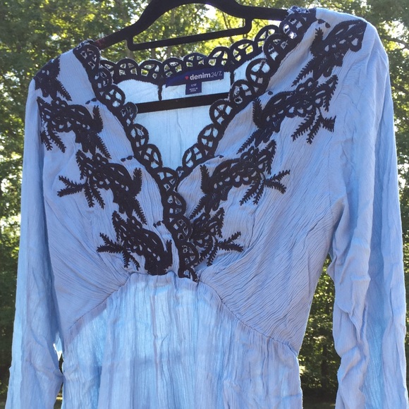 Denim 24/7 boho embroidered bell TUNIC blue - Picture 3 of 5